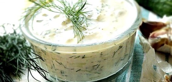 Дзадзики с оливковым маслом