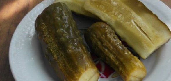 Малосольные огурцы по-венгерски (на 3-литровую банку)