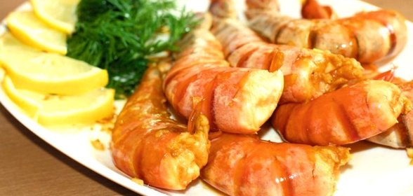 Королевские креветки в имбирно-чесночном соусе