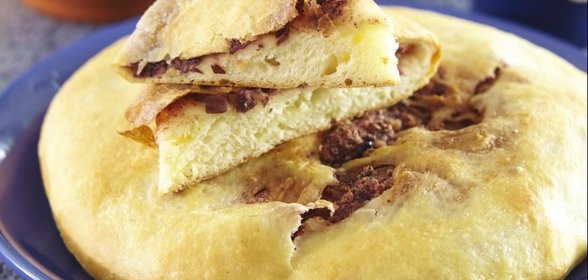 Лобиани, грузинский пирог с фасолью