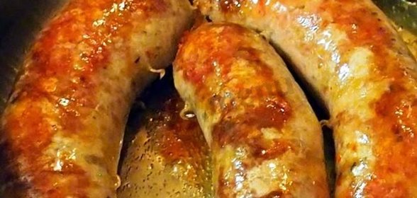 Купаты на сковороде