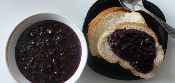 Ежевика протертая с сахаром