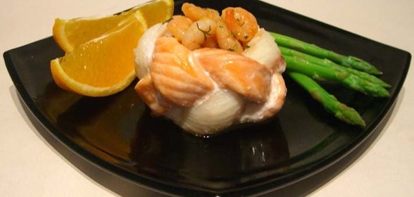 креветки с апельсиновым маслом в рыбном венке