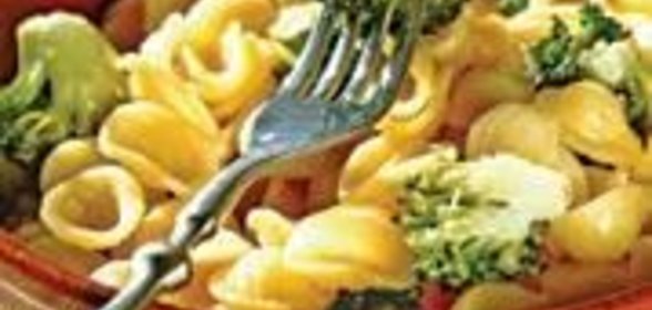 Орекьетте с лимонным соусом и брокколи