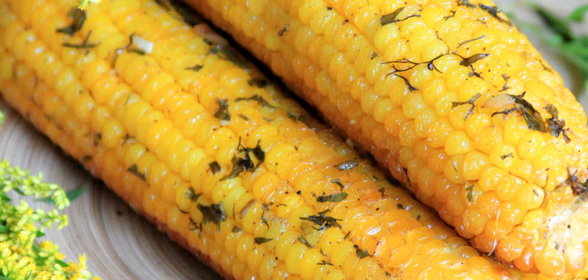 Печёная кукуруза с ароматным маслом