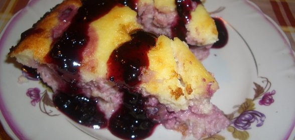 Сладкая запеканка с творогом и вишней