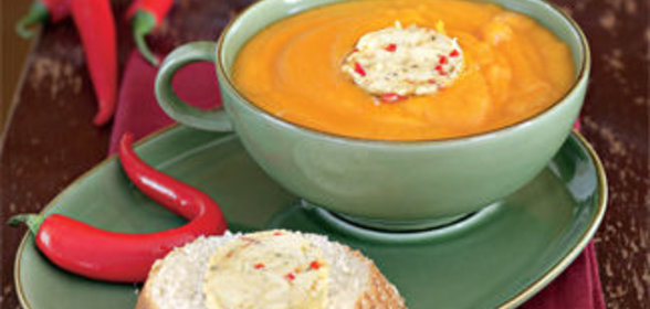 Густой морковный суп с острым маслом