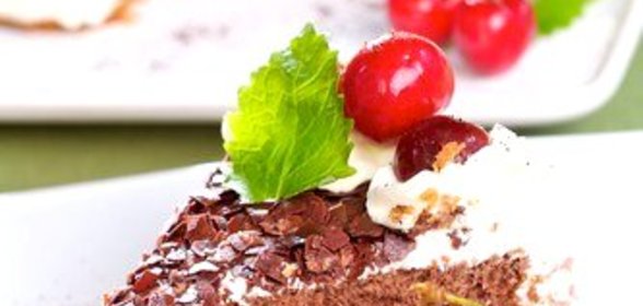 Йогуртовый торт с вишней