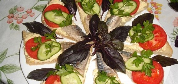 Капуста белокочанная, маринованная с яблоками