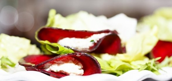 Салат с сыром из орехов кешью