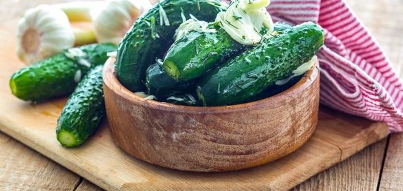 Малосольные огурцы