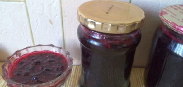 Салат из сырой моркови с плавленым сыром