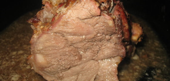 Баранья нога запеченная