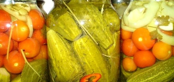 Острые маринованные огурчики на зиму