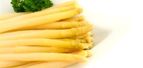 Спаржа отварная