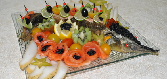 Деликатесный осетр, фаршированный к празднику или Very Important Fish