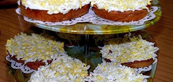 Гренки в яйце и с яйцом