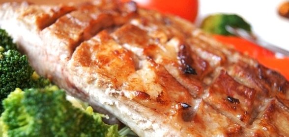 Свиные ребрышки-гриль в маринаде