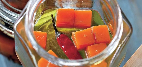 Острая морковь в масле