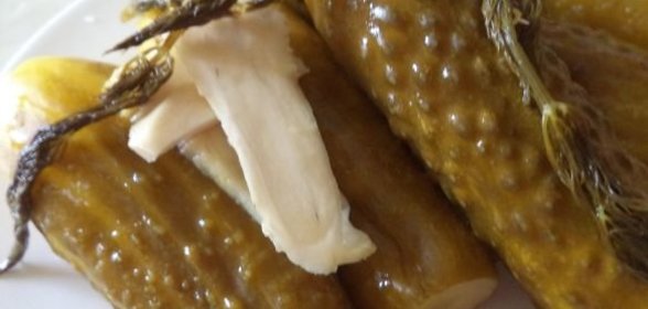 Огурцы малосольные (свежепросольные)