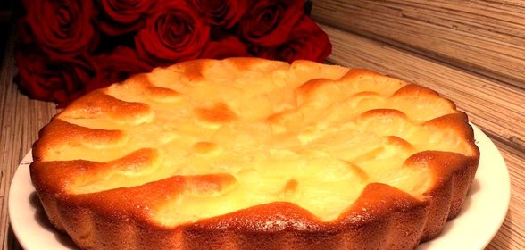 Пирог с консервированными ананасами