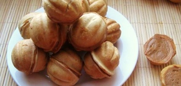 Цветная капуста с сыром и орехами