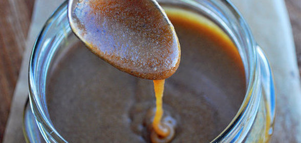 Карамельный соус на кефире