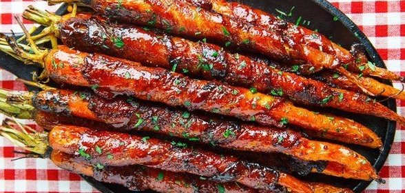 Морковь в беконе