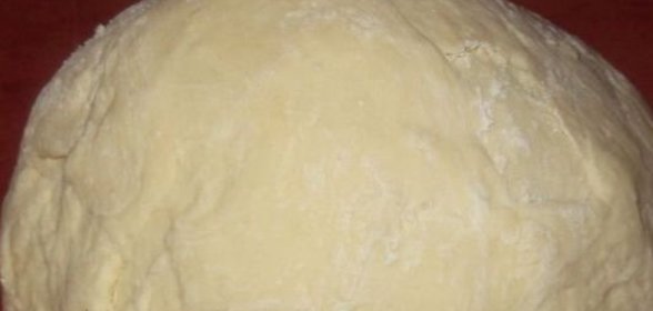 Тесто для вареников с вишней