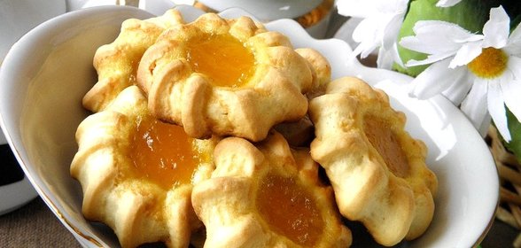 Песочное печенье с вареньем