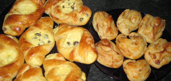 Ватрушки и плюшки