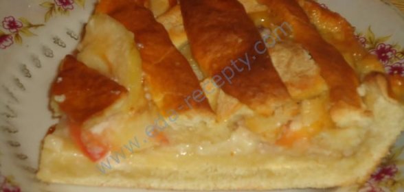 Сметанный яблочный пирог